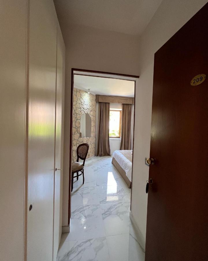 Villa Edelweiss Bacoli Esterno foto
