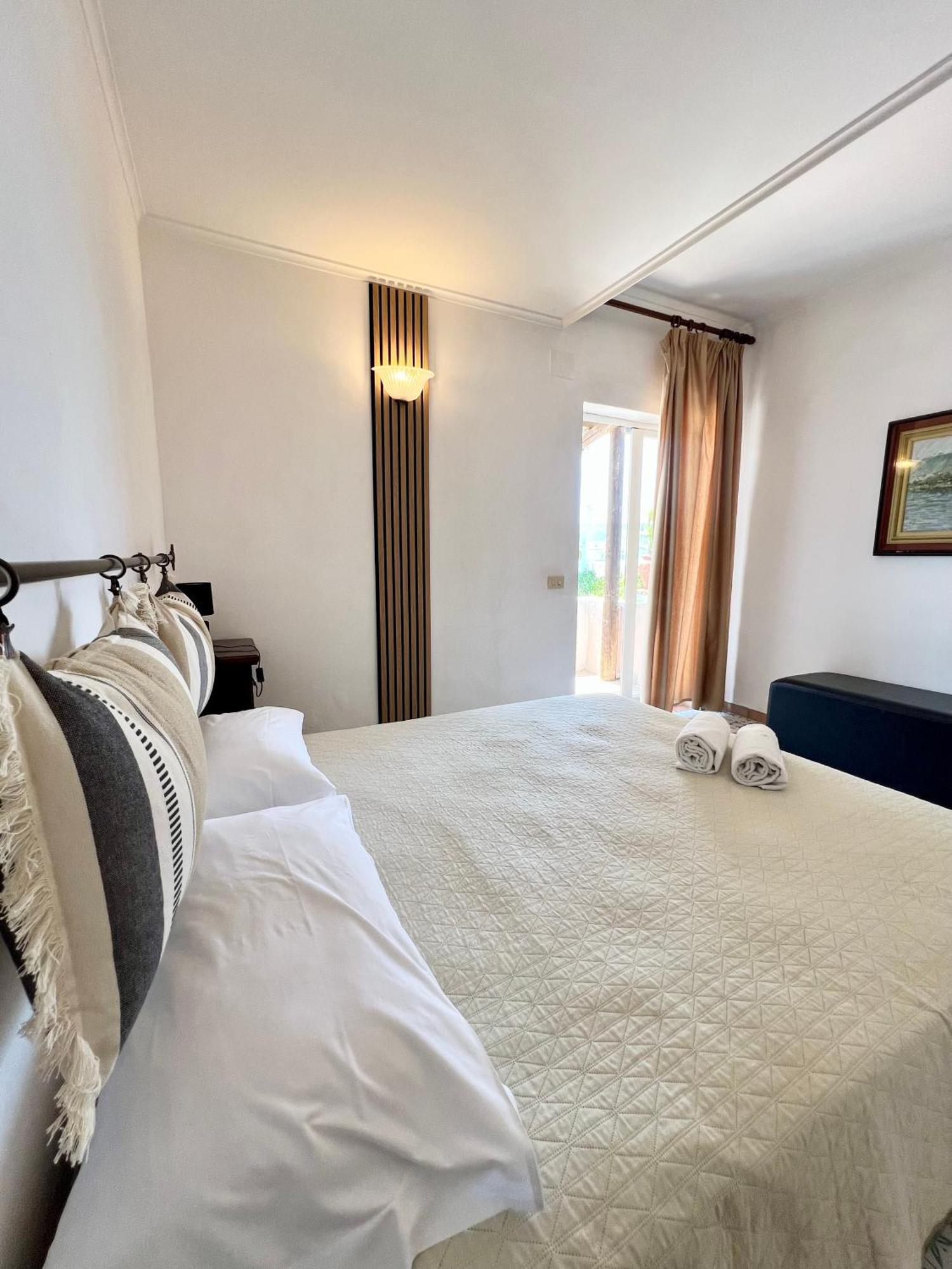 Villa Edelweiss Bacoli Esterno foto